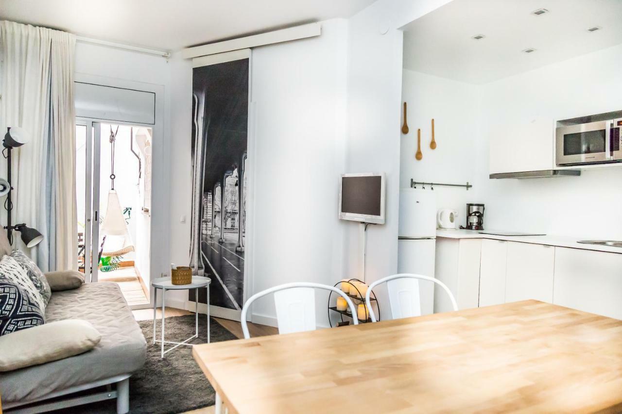 Apartamento En Gracia บาร์เซโลนา ภายนอก รูปภาพ