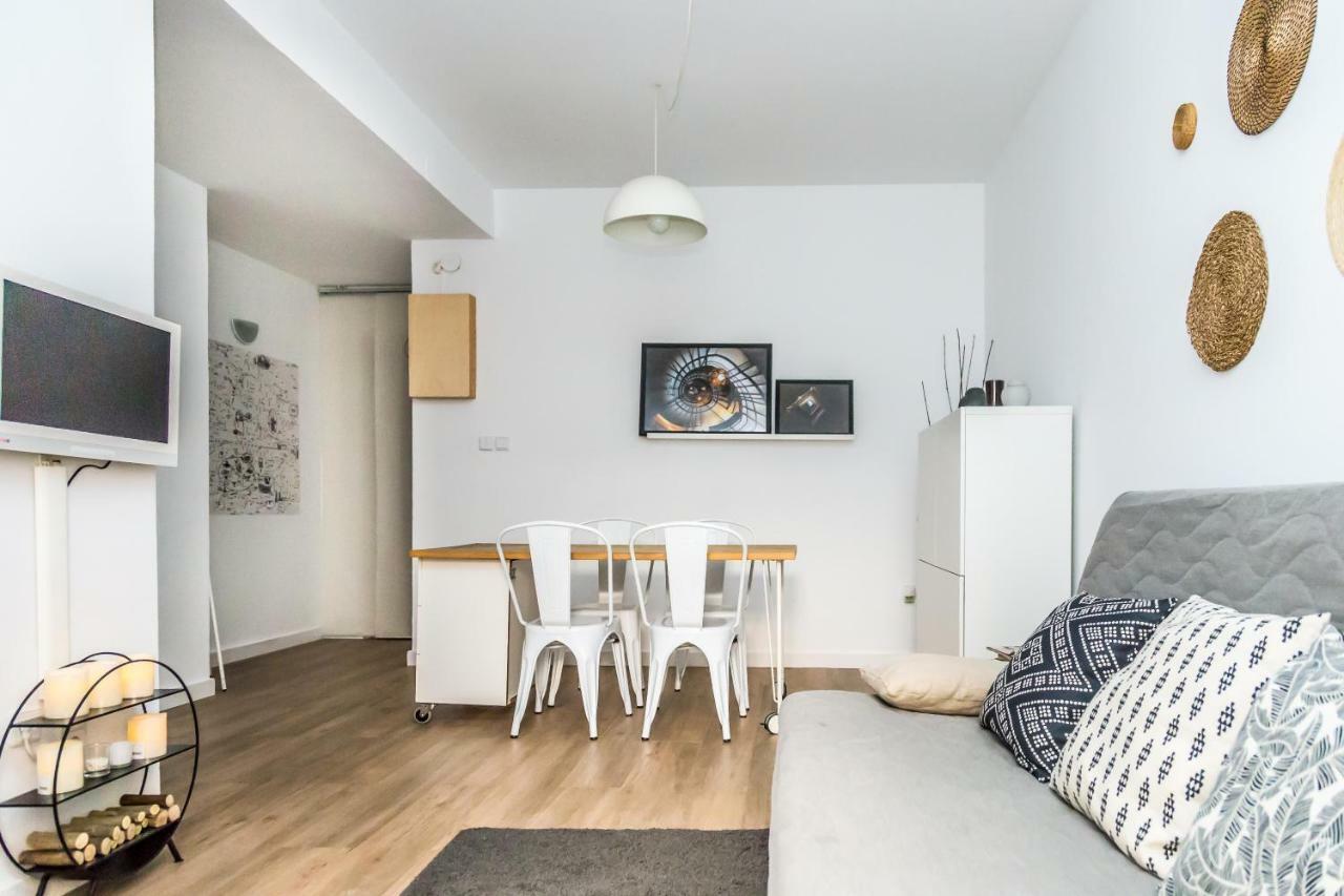 Apartamento En Gracia บาร์เซโลนา ภายนอก รูปภาพ