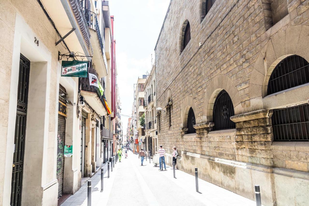 Apartamento En Gracia บาร์เซโลนา ภายนอก รูปภาพ