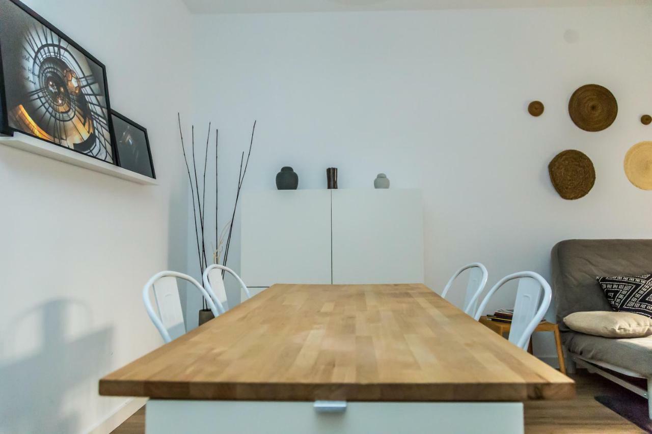 Apartamento En Gracia บาร์เซโลนา ภายนอก รูปภาพ